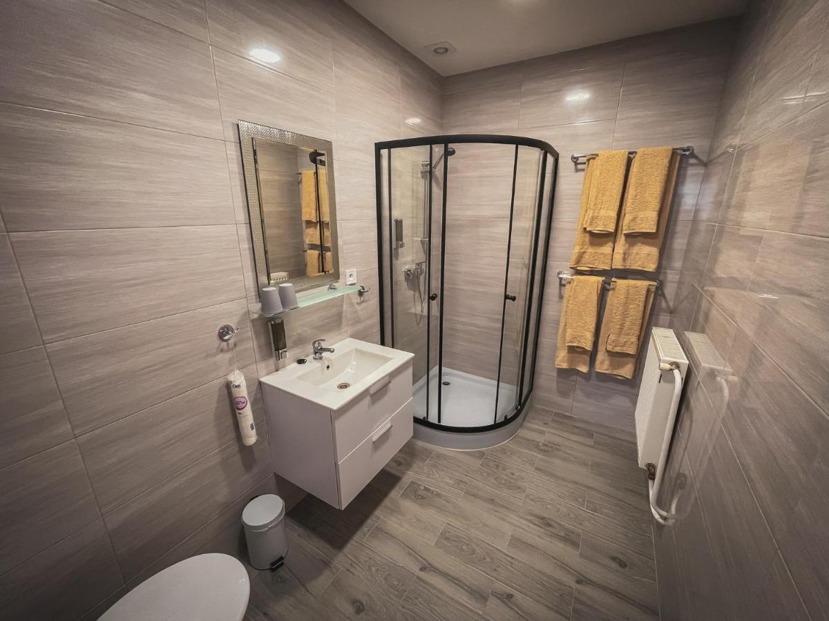 Hotel Apartment Faraon Rumburk Esterno foto
