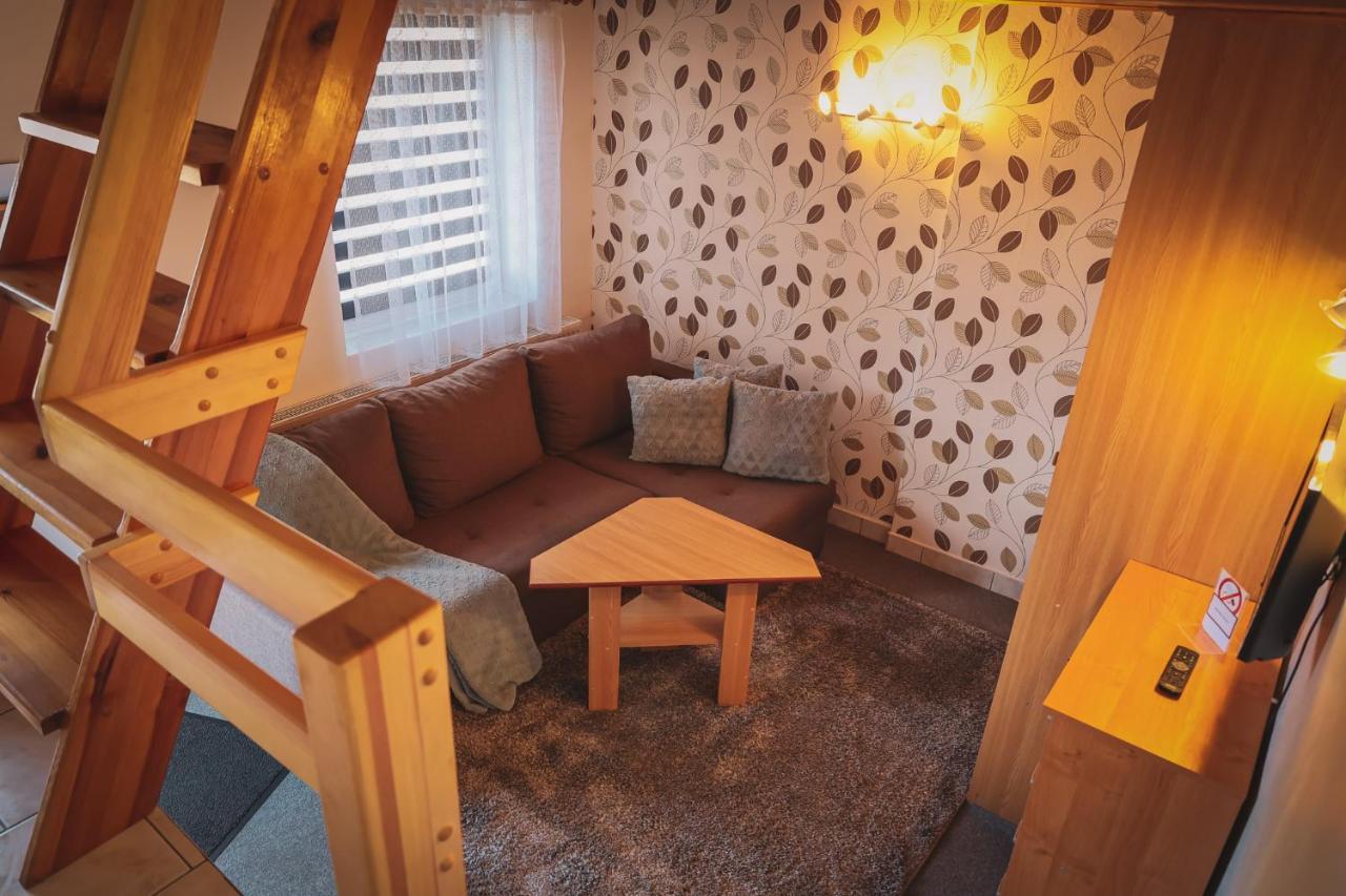 Hotel Apartment Faraon Rumburk Esterno foto